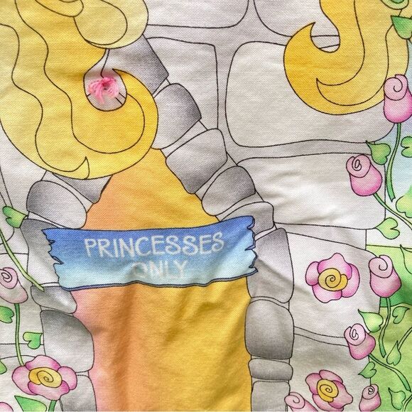 PRINCESS Castle Baby Tummy Time Quilt Rapunzel Handmade 47 x 37 inches - Picture 8 of 16